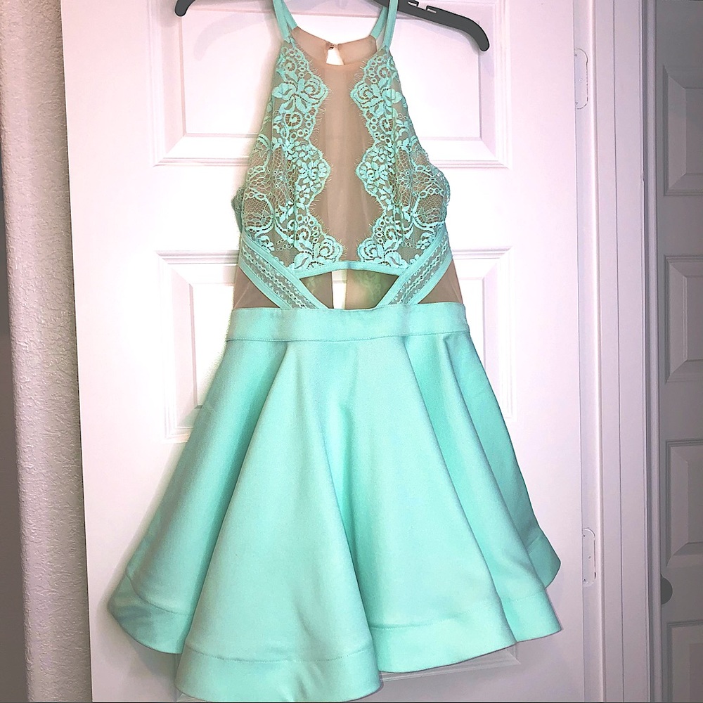 NWT👗 SAN JOY Holiday Prom Illusion Lace Bodice Halter
